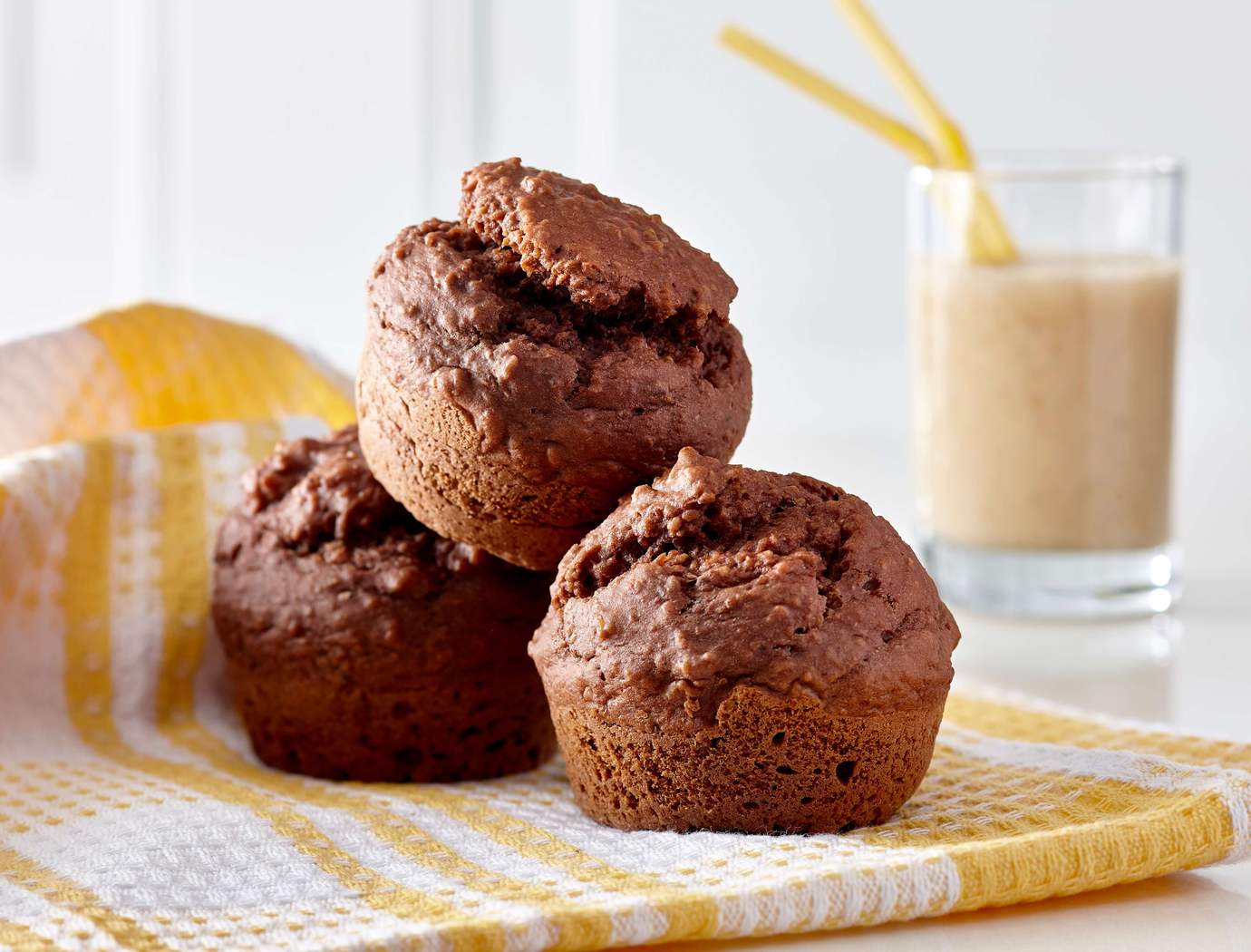 Banana cocoa muffins