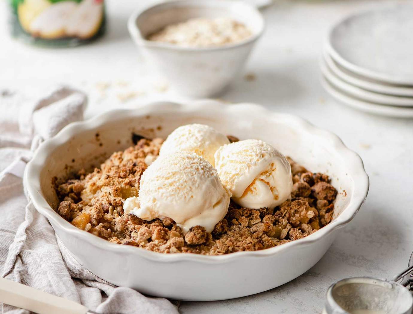 Cinnamon Pecan Pear Crisp