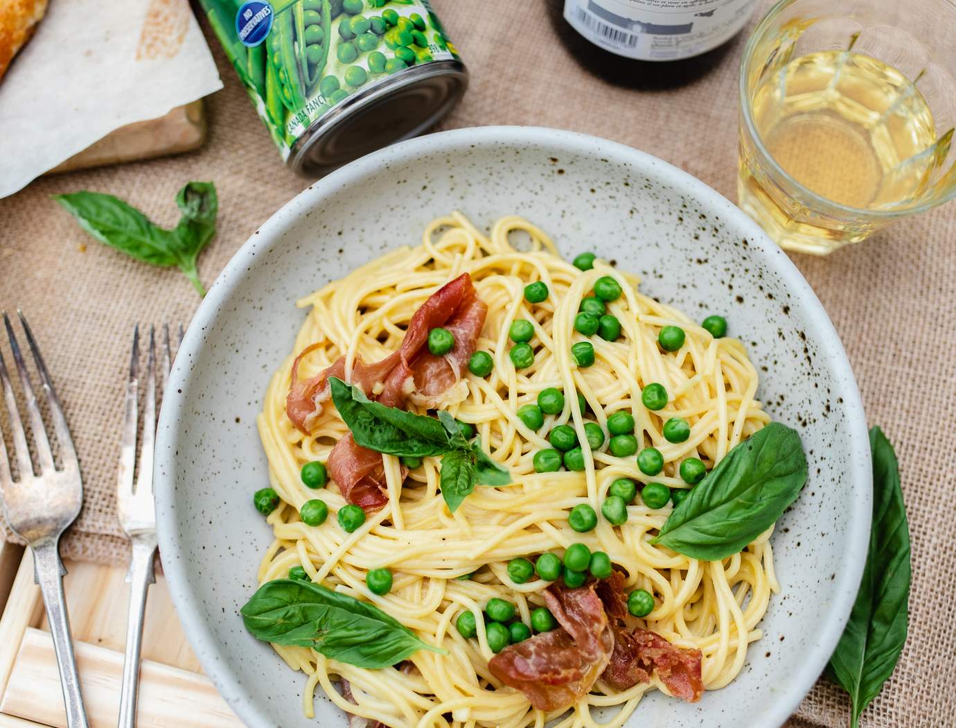 Summer Pasta with Peas and Prosciutto