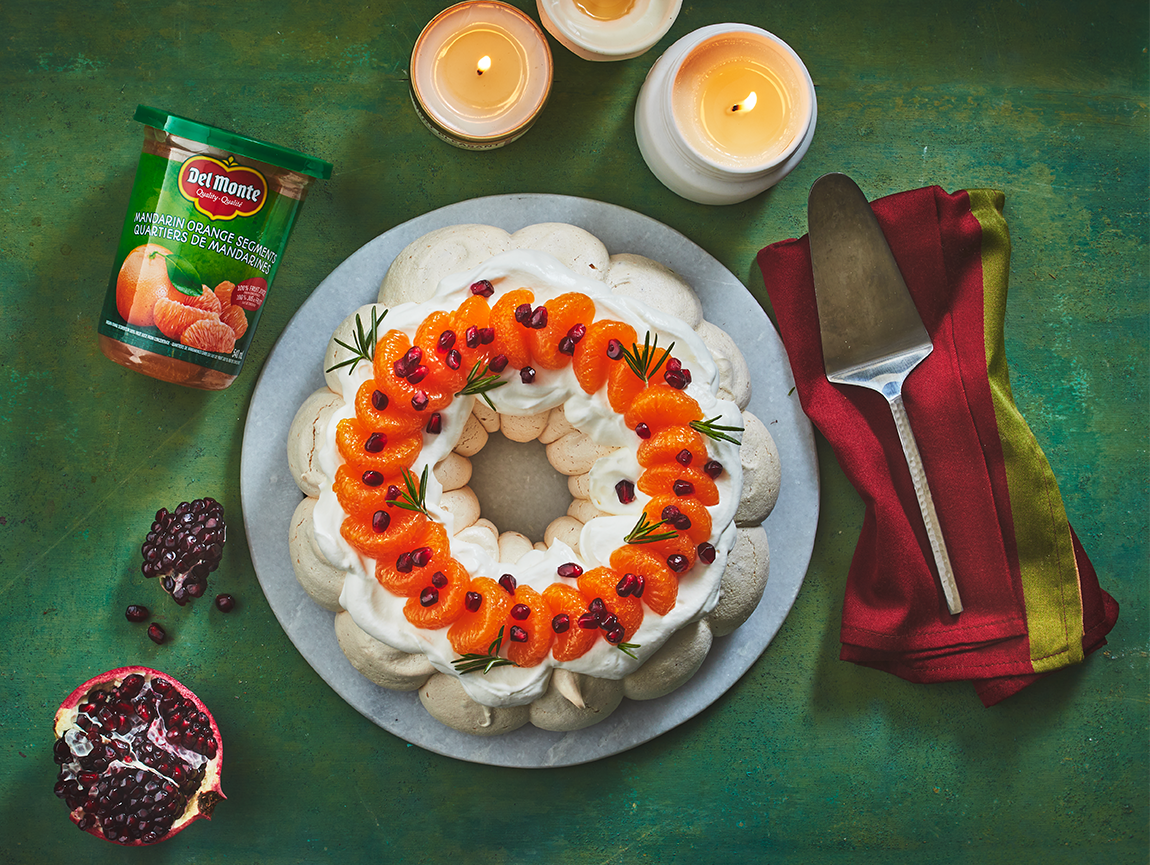 Holiday Pavlova with mandarins