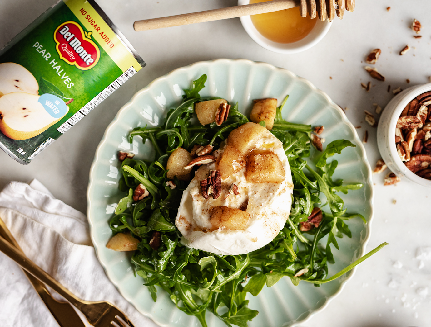 Salade tiède aux poires et burrata