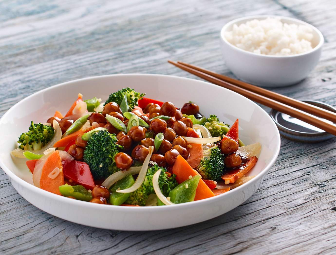 Chickpea and vegetable stir-fry with General Tao honey sauce
